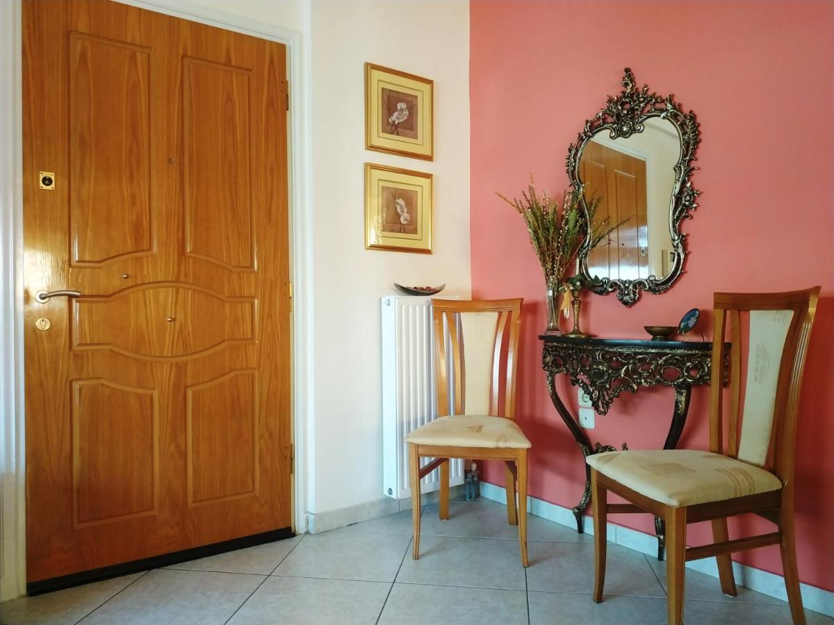 Thalia Apartment In Kalamata, 15' Walk From The City Center And The Beach エクステリア 写真